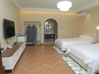 Turpan · Menghuiloulan Homestay (Grape Valley Scenic Area Qingwa Alley) - parkir