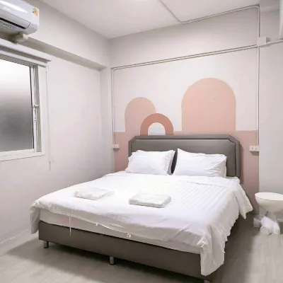 Me U Huse Hotels near Chokdee Dim Sum