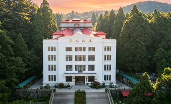 Lushan Building