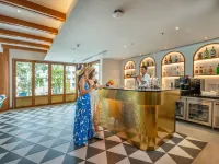 Patong Beach Hotel by See2Sea Hotels near طريق بانغلا