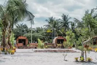 Laleuca At Laemhad Koh Yaoyai - breakfast