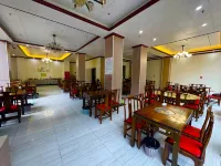 Yajiang Yunzhouji Hotel - Aamiainen
