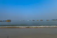 Xunliao Bay · First Line Beach Hotel - Bjergudsigt