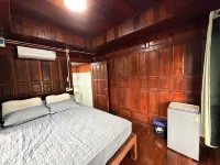 168 Thai Mountain Homestay - parkir