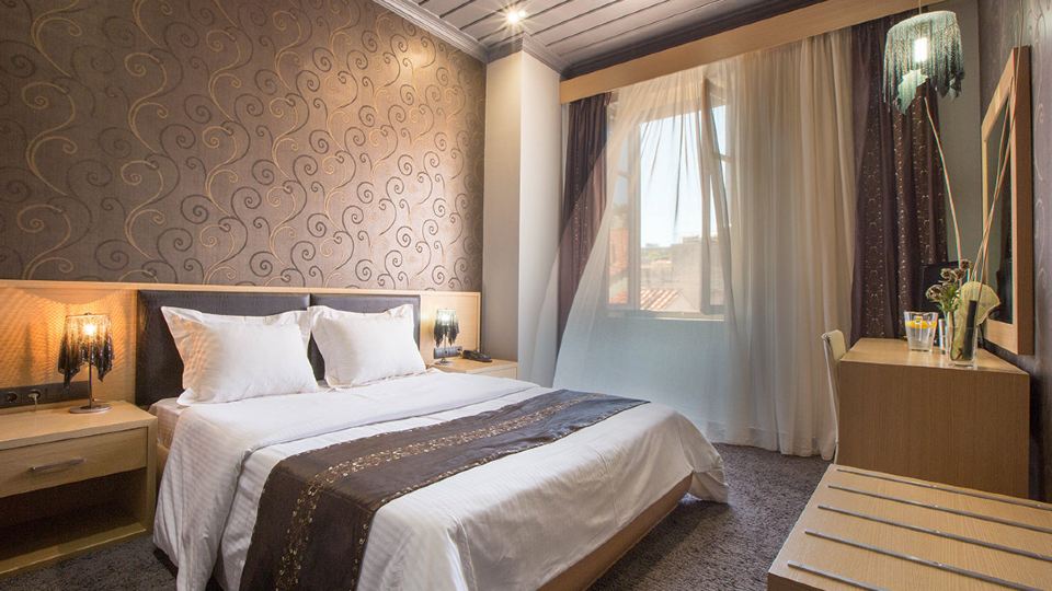 Aion Luxury Hotel
