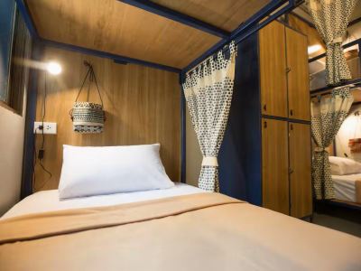 Arawana Hostel Silom