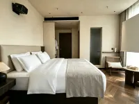 Xishang Design Hotel (Qujing North Station Xihe Park) - Wifi
