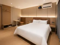 Yucheng Smart Hotel (Yunan Zhongshan Road Pedestrian Street) - parcheggio