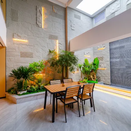 Shenglin Hotel