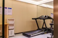 Elong Anyun Hotel (Shanghai Hongqiao Airport National Exhibition and Convention Center) - gimnasio