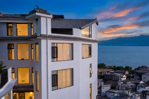 Dali Chengjing · Sunset Bluff Sunset Seaview Art Homestay (Shuanglang Erhai Lake) - parking