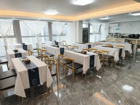 Human Hotel Отели рядом с достопримечательностью «Guangxi Technological College of Machinery and Electricity»