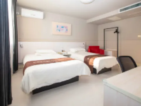 Jinjiang Inn (Hengshui Railway Station) Hotels in Hengshui