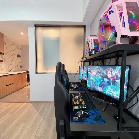 MAX Zhuowei E-sports Hotel (Dalian Zhongshan Plaza)