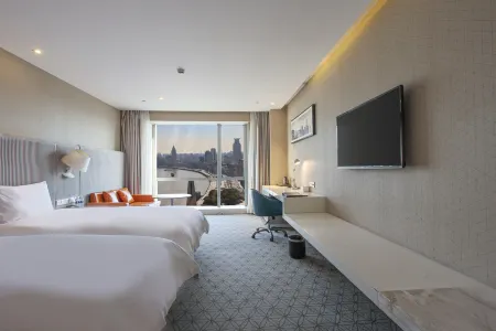Shanghai South China Harbour View Hotel (Bay Building)