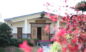 Anyuan Sanbaishan Hot Spring Resort Hotel