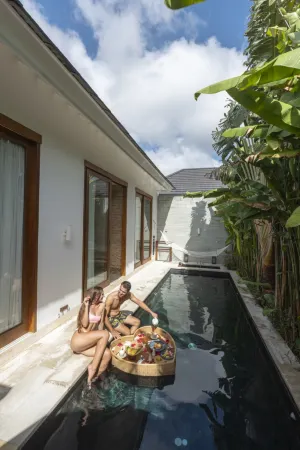 Astera Villa Seminyak by Ini VIE Hospitality Отели рядом с достопримечательностью «Музей Бали»