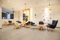 HanTing Hotel (Xiangcheng People's Square)