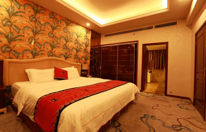 Tanbian Hotel
