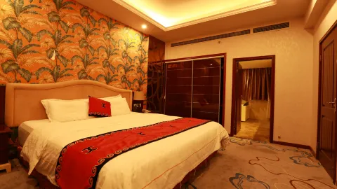 Tanbian Hotel in Ebian