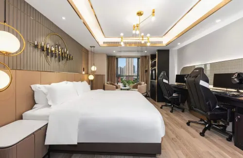 Wuhan Oin E-sports Hotel (Guanggu Plaza Yangjiawan Branch)