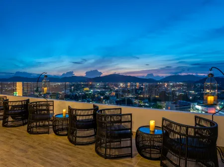 Novotel Phuket City Phokeethra Отели в г. Пхукет