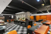 Manyi Hotel (Jincheng people's square international trade shopping center store) - Pysäköinti