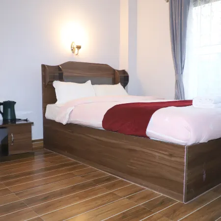 Hotel Nepal Inn Sauraha