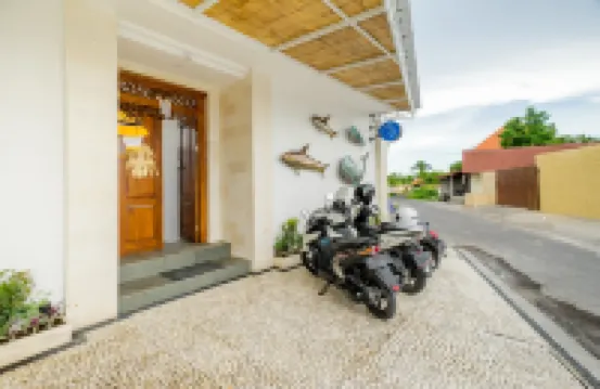 Fourleaf Hotels near Bali MMA