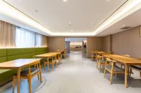 鉑漫飯店（濟南高新萬達丁豪廣場店） - 寵物友善