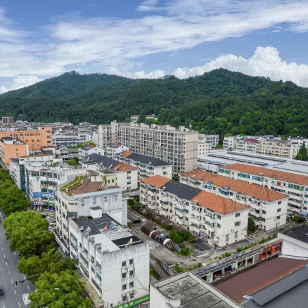 Haiyu Boutique Hotel (Wuyi Ancient City Hushan Plaza Branch)