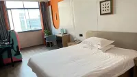 Jingmen Black Armor Gaming Hotel - Esports