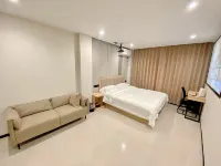 eilan Intelligent Hotel Hotels in The Sixth Oil Plant