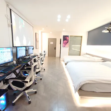 Xingju E-Sports Hotel (Shaxian Pedestrian Street)
