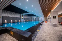 Yinlong Hotel - piscina