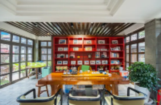 Haitang Bay Resort Pillow Mountain Xigu Snow Mountain View Garden Beauty Villa