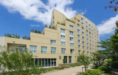 Appart Hotel Odalys City Angers Centre Gare Ancien couvent de la Baumette周辺のホテル