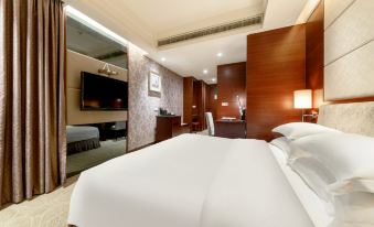 Dazhou Huayang Hotel (City Center Plaza Branch)