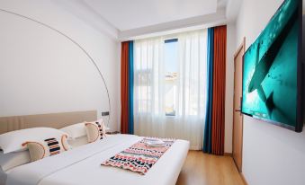 Guiyun Inn (Dali Ancient City South Gate)