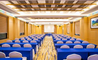 Yueshan Yiju Hotel (Yulin Guogou Center Jincheng Center Branch)