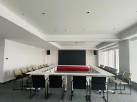 Atour Hotel (Taixing Government Gulou Xintiandi) - Business