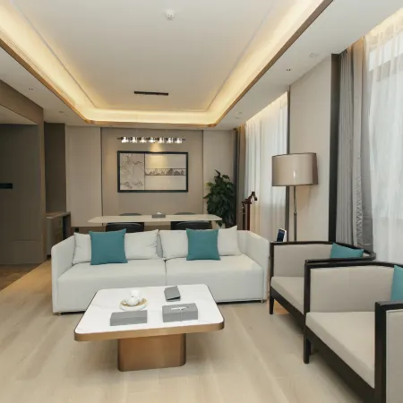 Huangchuan Jingui Hotel