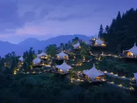 Clouds and Terraces return to the wild sea of clouds camp Hotels in Yunhe