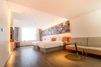 Ibis Hotel (Wanda Plaza, Hunjiang Street, Baishan) Hotels in Baishan