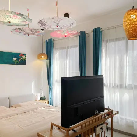 Jiumen Homestay (Xi'an Bell and Drum Tower Huimin Street)