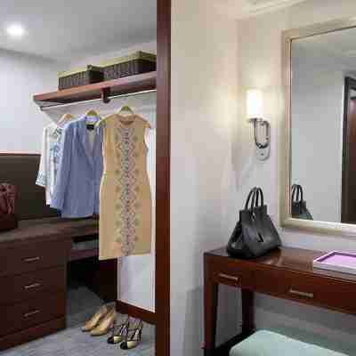 The Peninsula Manila Rooms