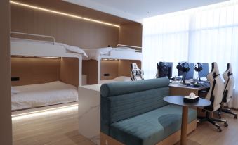 Jiashan Katu E-Sports Hotel
