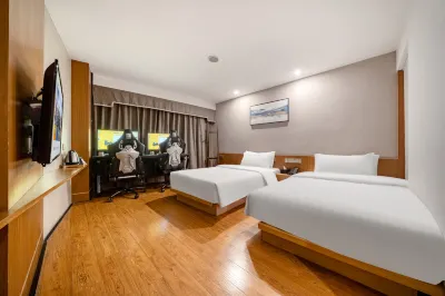 Yuyue E-sports Hotel (Wuxi Sanyang Square Shenglimen Subway Station)