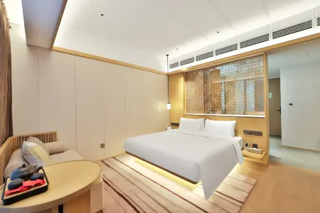 Hyakumangoku Onsen Hotel