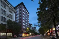 Yestour Hotel (Baise Napo Mubian Avenue) Hotels in Napo